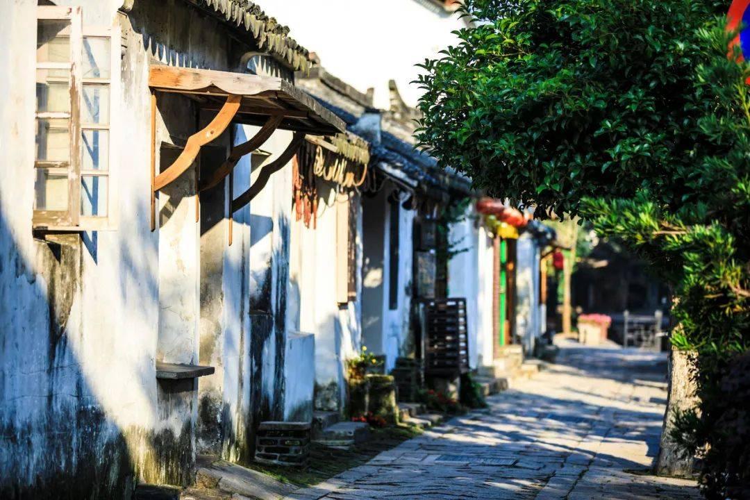 发现冷知识的如果一个男人总是纠缠着一个女人 至死也不肯放手是为什么?平台,轻松拓宽知识领域!